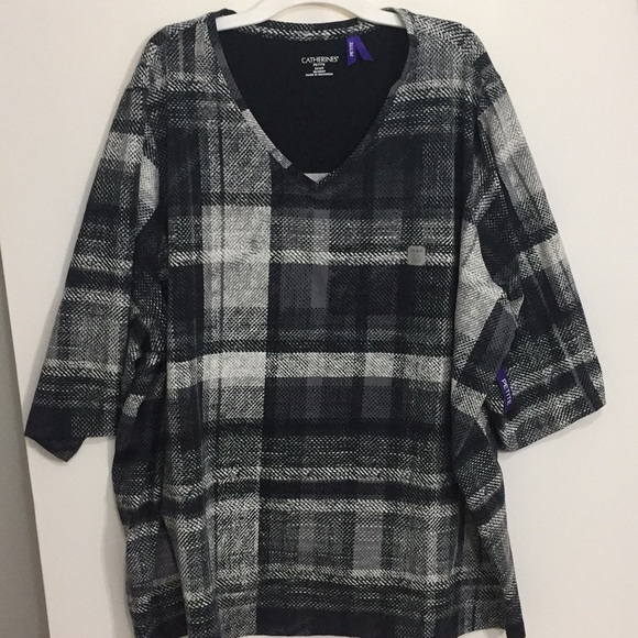 SOLD Catherine V Neck Plaid Top - Picture 3 of 10